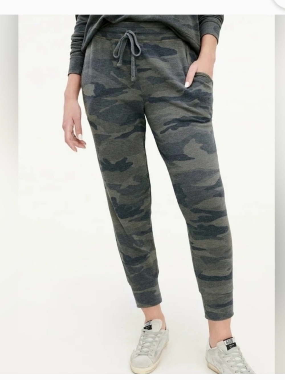 Splendid  Camouflage Joggers - Olive Green Camo